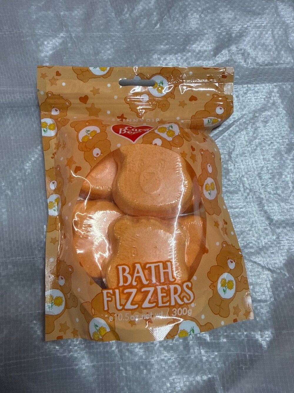 Skinnydip x Care Bears Orange Pineapple Bath Bombs Fizzers 10.5 oz / 300 g New